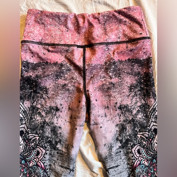 Evolution and Creation Multicolored Patterned Leggings Women’s Size Small - Picture 13 of 13